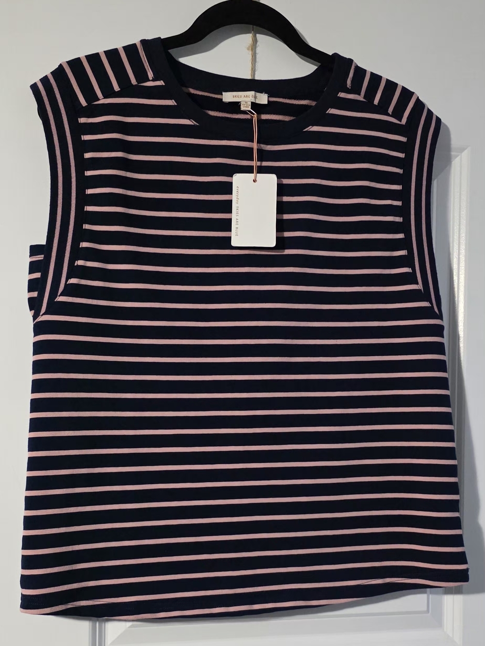 NWT Skies Are Blue Striped Navy and Pink Sleeveless Top Size M